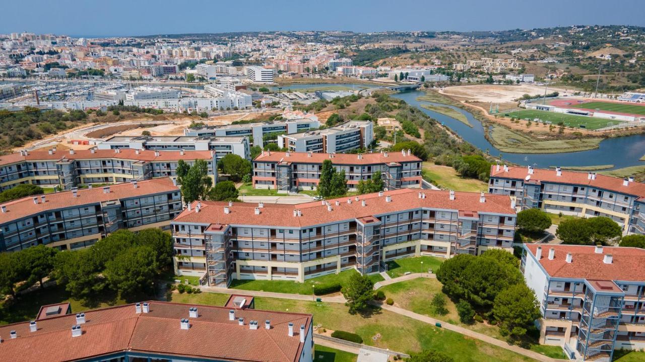Wonderful Flat W/ Big Patio By Lovelystay Lagos Exteriör bild