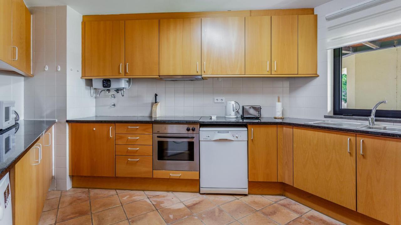 Wonderful Flat W/ Big Patio By Lovelystay Lagos Exteriör bild